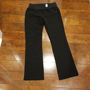 Maternity dress attire